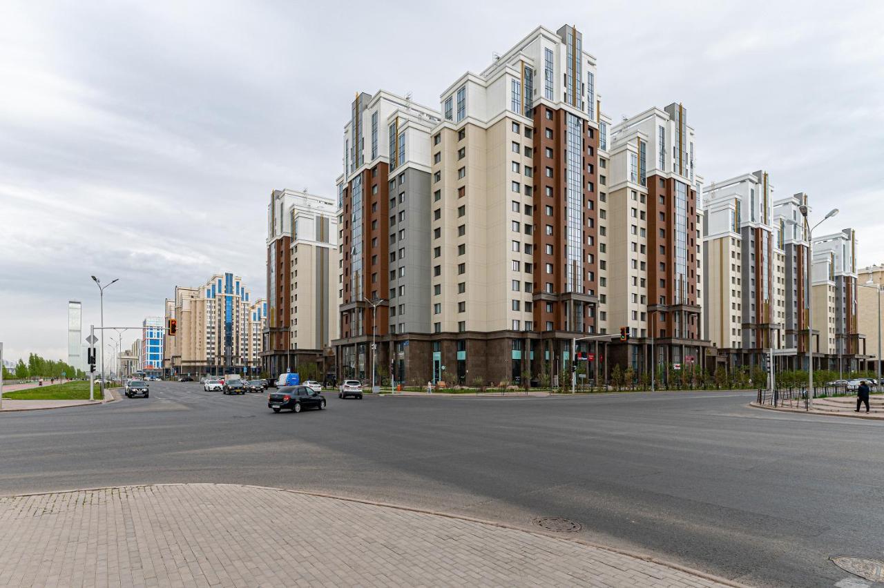 Шикарная Квартира На Против Сада Astana Exterior foto